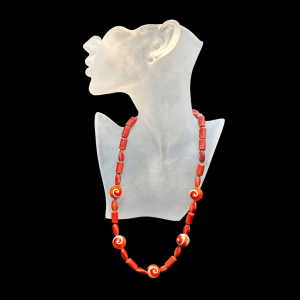 Large Round Swirly Shell Necklace